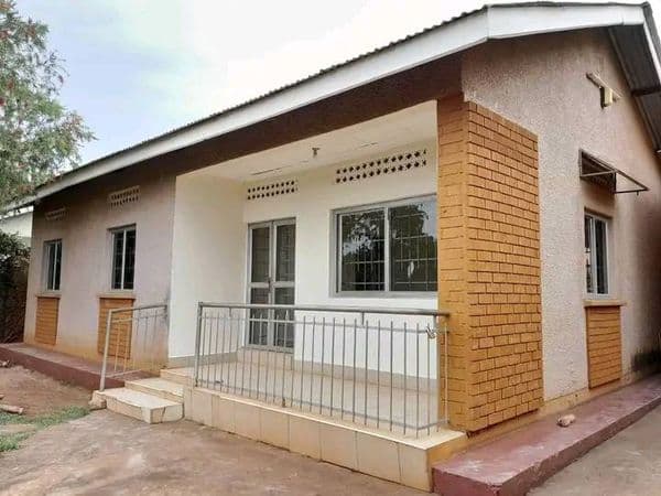 3 Bedroom House in Naalya Estate